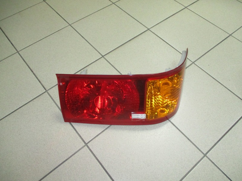 Фонарь Задний Правый  Spcae