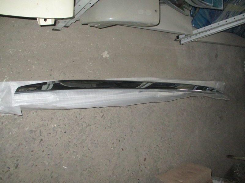 Молдинг перед. хром. накл. Hyundai Univers