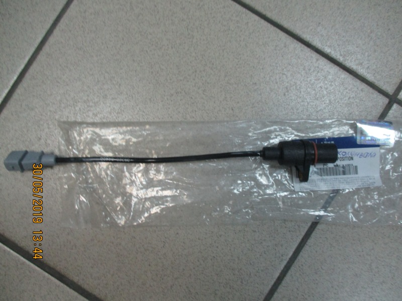 Датчик положения коленчатого вала Hyundai Univers