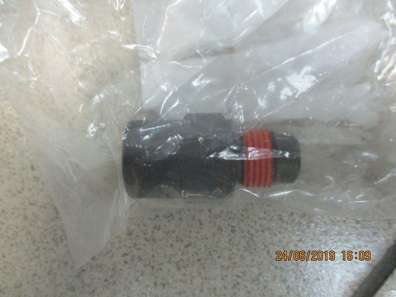 Редукционный клапан топливный Hyundai Univers