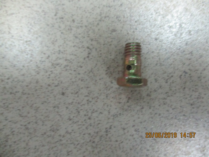 Штуцер обратки ДВС D6AB Aero Space