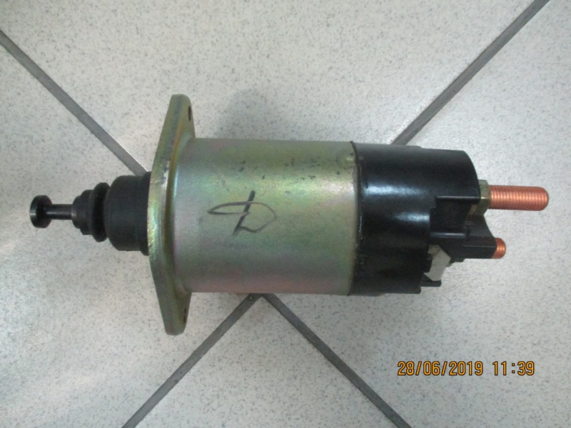 Втягивающее реле стартера Daewoo BH120