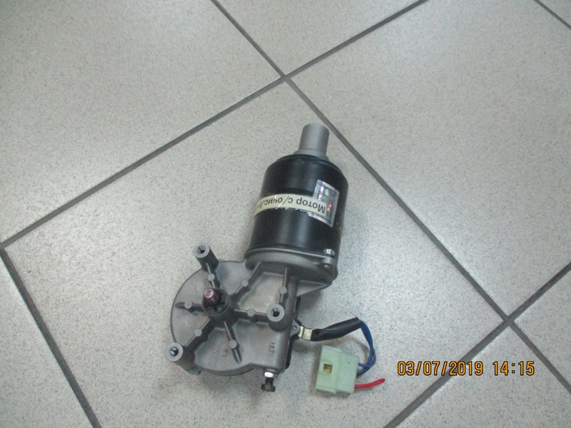 Моторчик стеклоочистителя Hyundai Univers