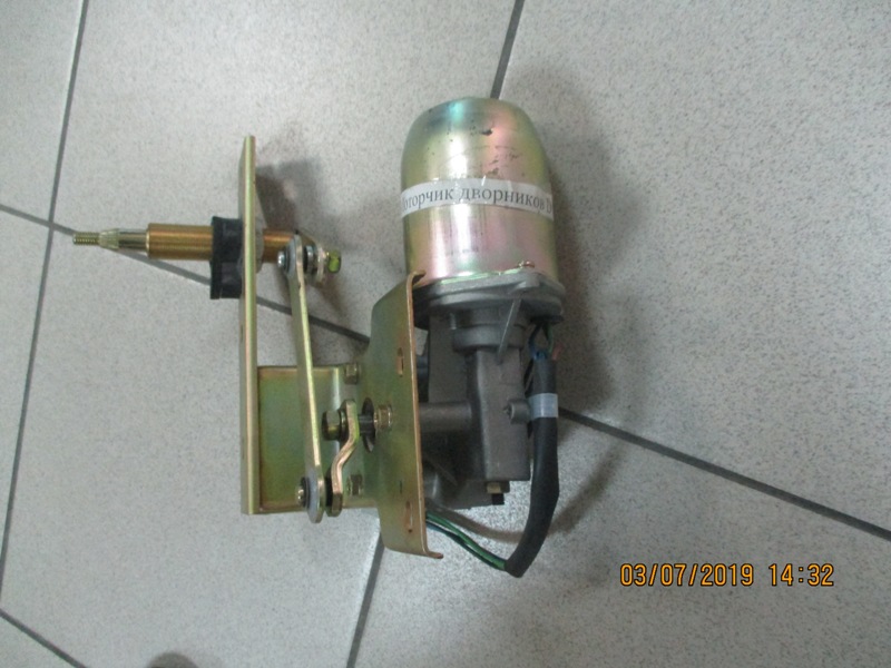 Моторчик дворников левый Daewoo BH120